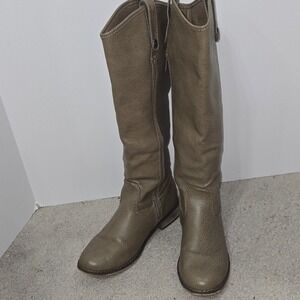 Breckelles Taupe Faux Leather Riding Boots Zip Side Women Size 6.5